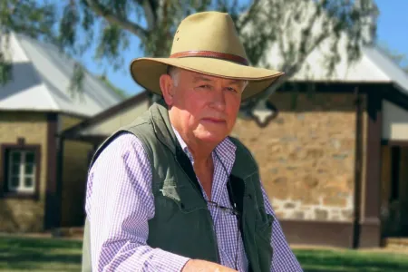 Dr Rolf Gerristen