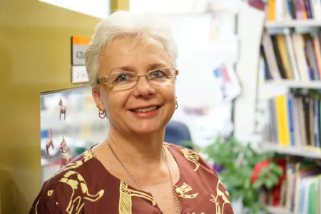 Dr Georgie Nutton